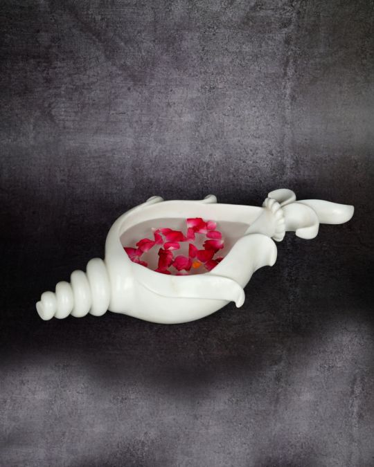 Marble Handcrafted Shell Shape Urli