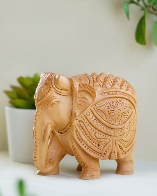 Beautiful Hand Carved Elephant Sculpture