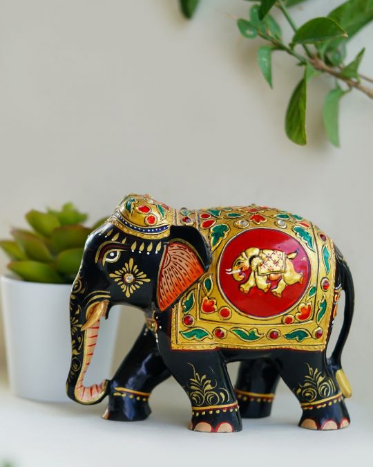 Handpainted Wooden Elephant Sculpture "The Gaja"