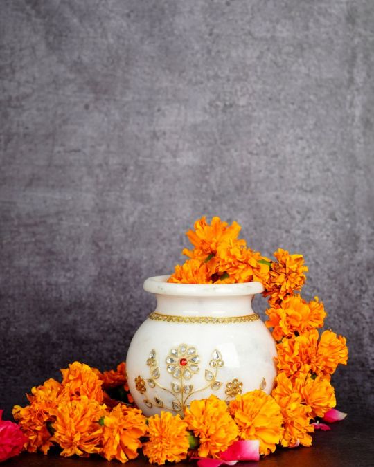Marble Handcrafted Decorative Pot