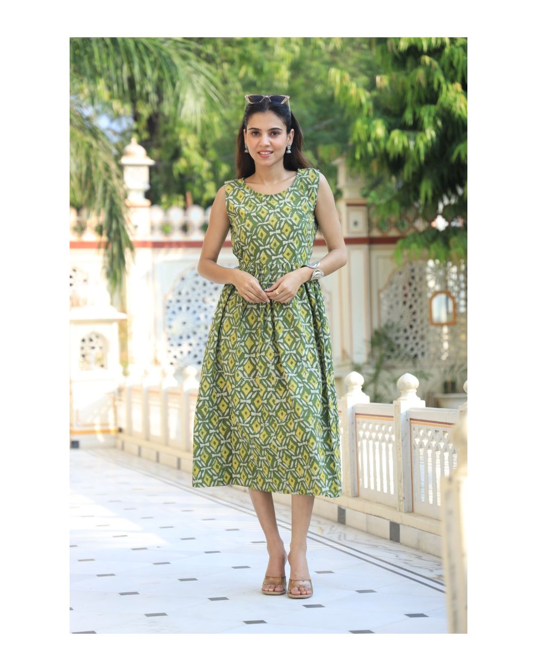 green block print dress Green Kim Kardashian (Kim K) Short Long Sleeves Peplum Dress High Neck –  Hoprom main image 0